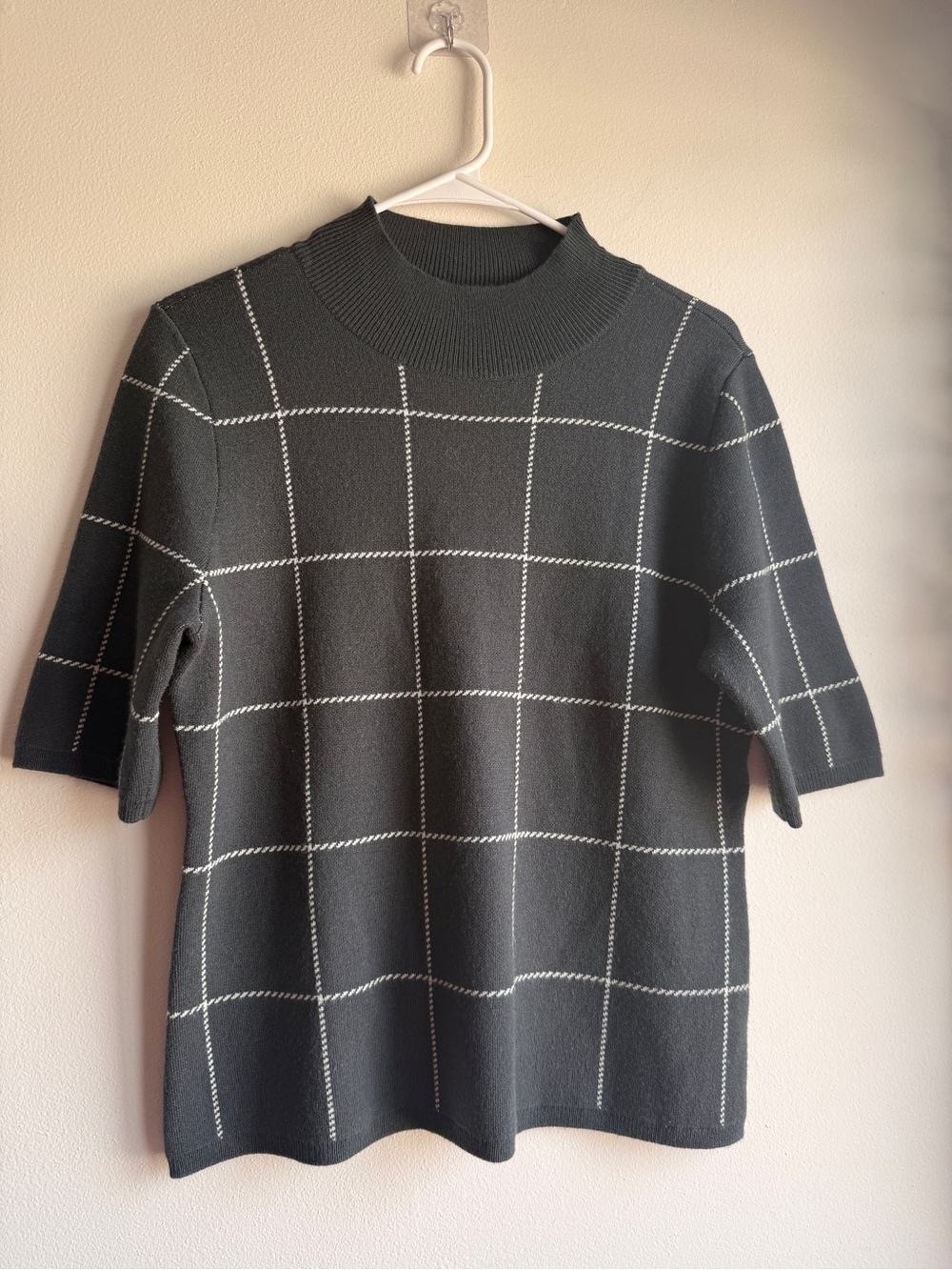 Ann Taylor Black Crewneck Windowpane Short-Sleeve Wool Blend Sweater Size L